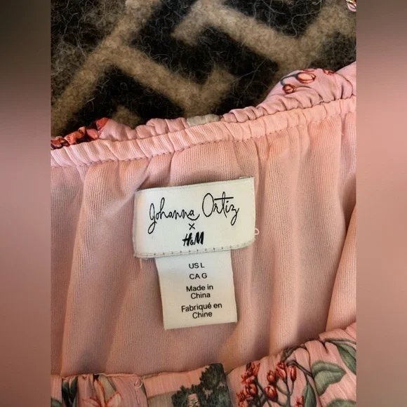 Silk Top - Picture 4 of 4